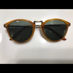 Lucky Brand Cat 3 sunglasses